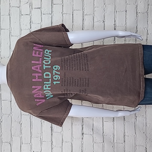 Licensed Band Merch Van Halen '79 World Tour Crew Neck Tee in Brown - NWOT - Picture 4 of 17